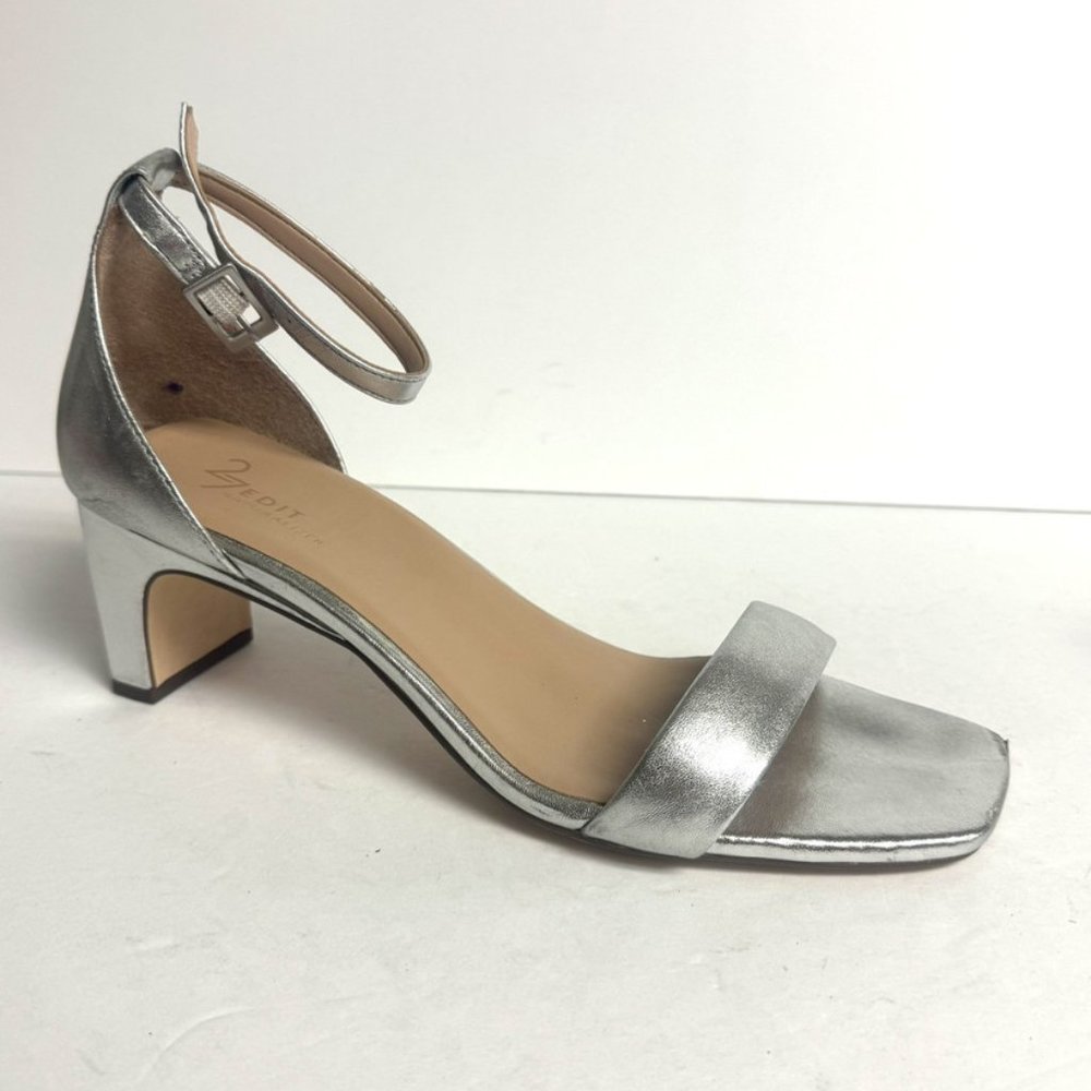 Naturalizer Womens 27edit Iriss Sandal Silver Size 9.5M